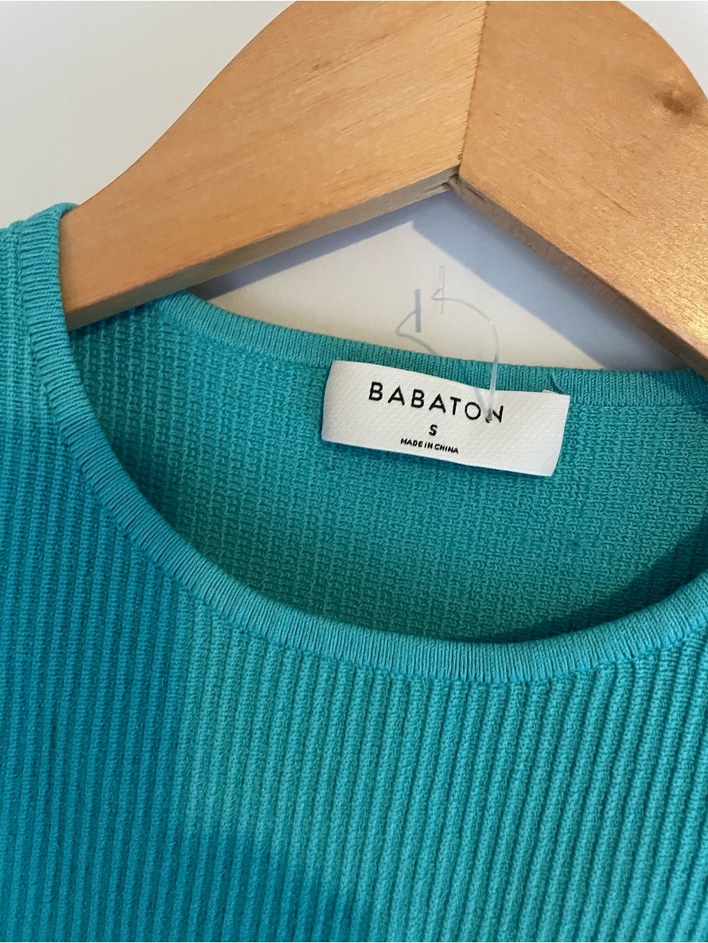 BABATON | Ribbed Turquoise Fitted Dress - Picture 3 of 3